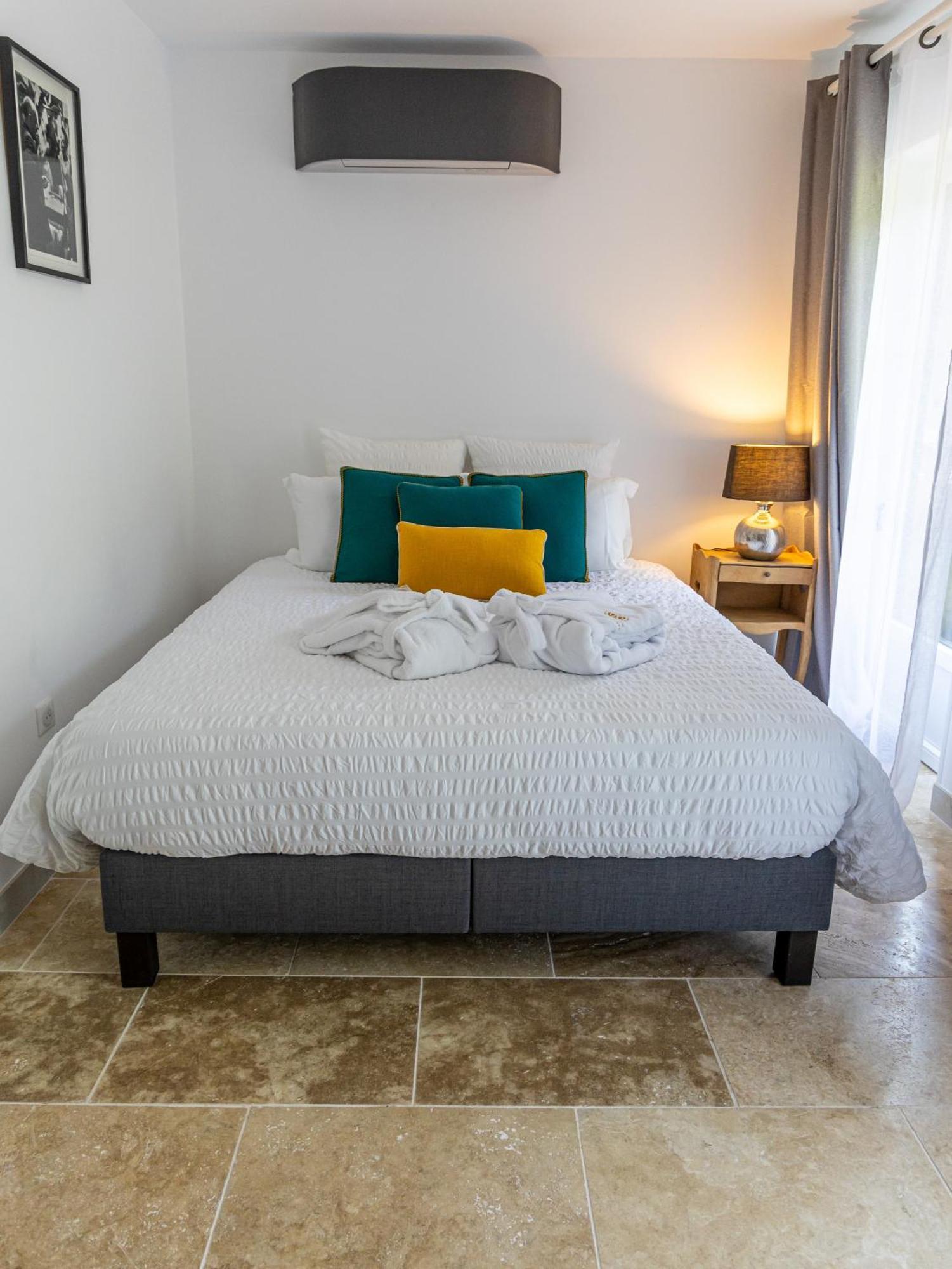 Le Domaine D'Angerville - Chambres D'Hotes 部屋 写真